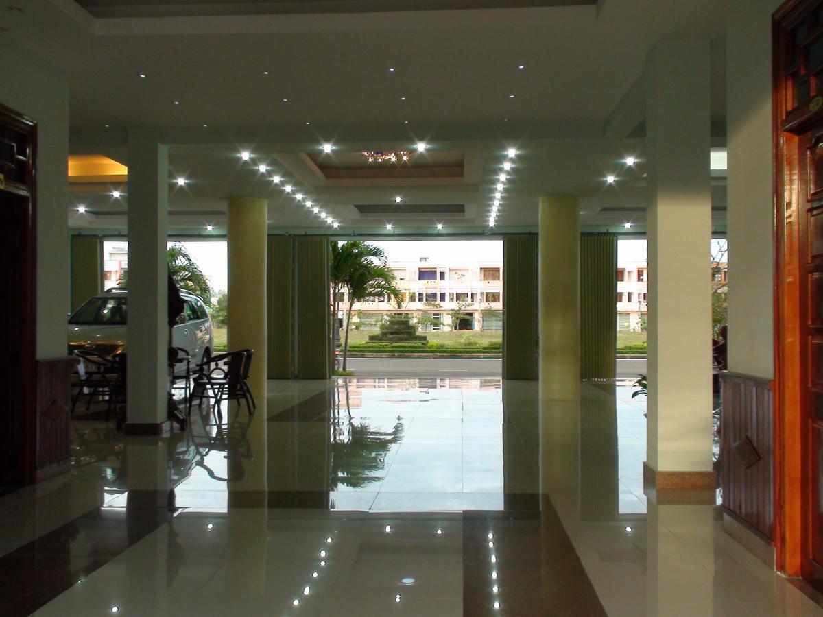 Thy Hung Hotel ตวีฮหว่า ภายนอก รูปภาพ